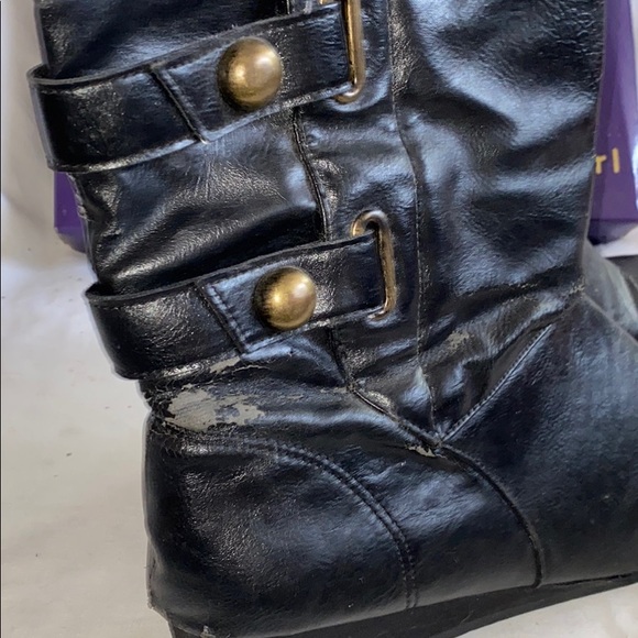 Madden Girl Black Knee High Flat Boots - Size 10 - Picture 4 of 6